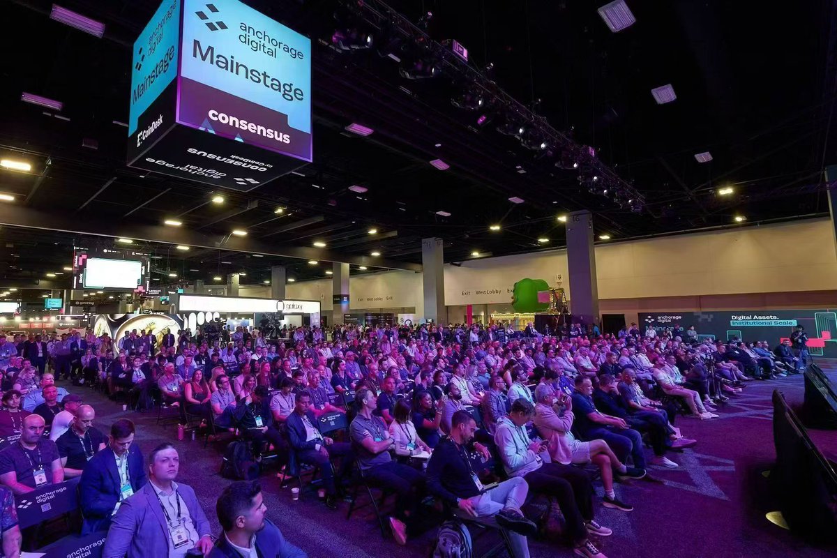 PiNetworkAL's tweet photo. Live footage from the Consensus conference⚡️When the name #PiNetwork appeared on the CoinDesk stage alongside top global industry organizations, I want to say: This isn't luck; it's the confidence we, our millions of pioneers, have earned through years of unwavering dedication!

We've walked a path others doubted, step by step, into the spotlight; our persistence, which others couldn't understand, has become our strongest asset.

From 0 to 70 million+ pioneers, from obscurity to the pinnacle of the industry,

we've proven with our actions: true consensus isn't shouted out, but built up little by little through every act of encouragement and every act of trust!

The road ahead is still open, the light is still ahead,

pioneers, don't stop, don't panic, keep lighting up the lightning, together we'll write the Pi story into the history of Web3!

See you at the summit in the future! 🚀#PiNetwork