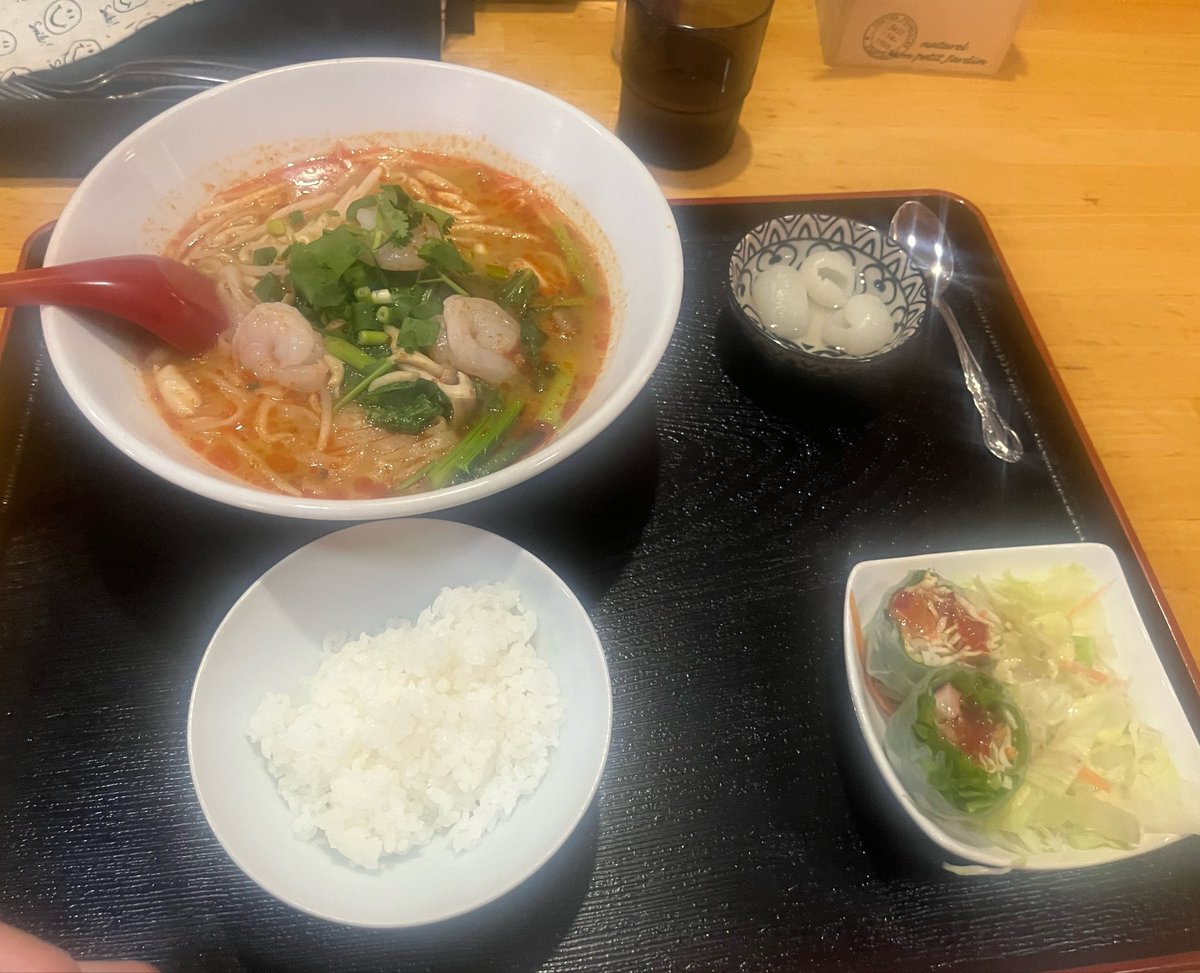 Ruuto315's tweet photo. @ponpokoka タイラーメン（トムヤムラーメン）もおすすめです https://t.co/L5HCOLwKEE