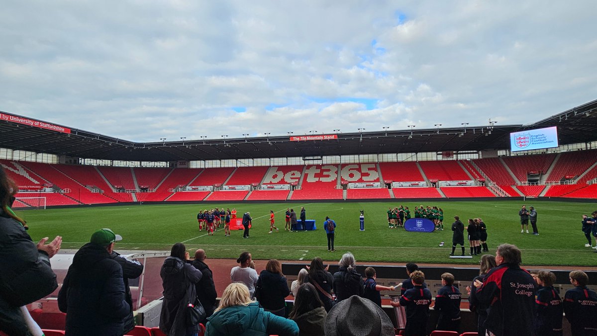 AktFooty's tweet photo. Oh dear #StJosephsIpswich- another unlucky loss by penalty shootout - third final this season! Was #ESFA Girls U18 Schools Cup final. Another long - and quiet! - journey home.  Football can be unkind - but still a great experience #GirlsFootball #HerGameToo #SheCanPlay https://t.co/JrZyoFiGUf