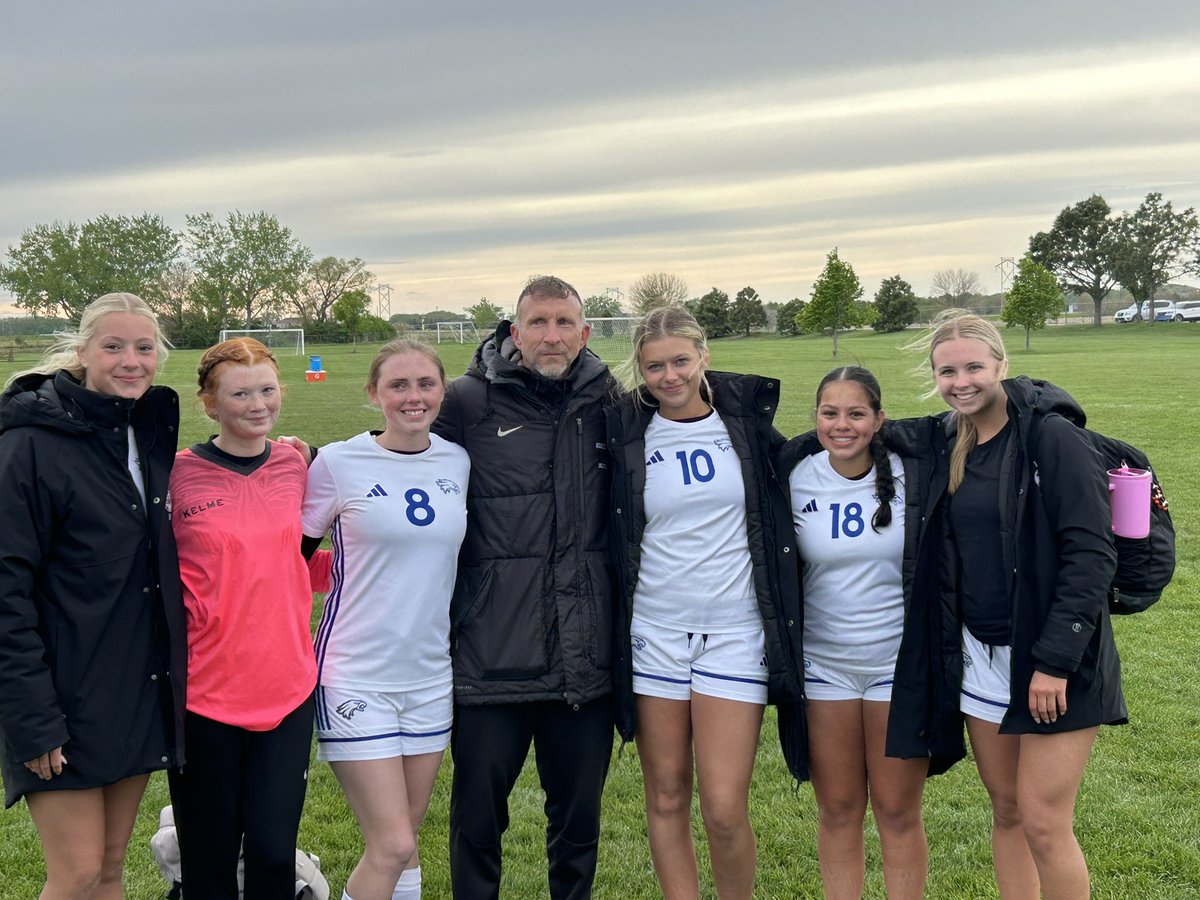 NCRedZone's tweet photo. The LHNE/NC girls drop their game to Lakeview 0-4 to end their season at 8-6! Lots to be proud of and thank you seniors for all of your work and dedication! You will be missed! https://t.co/fktdHjiqv5