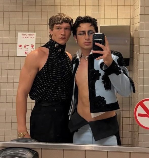 🇱🇻𝘔𝘰𝘯𝘪𝘤𝘢. ݁₊ ⊹ . ݁˖ tweet media