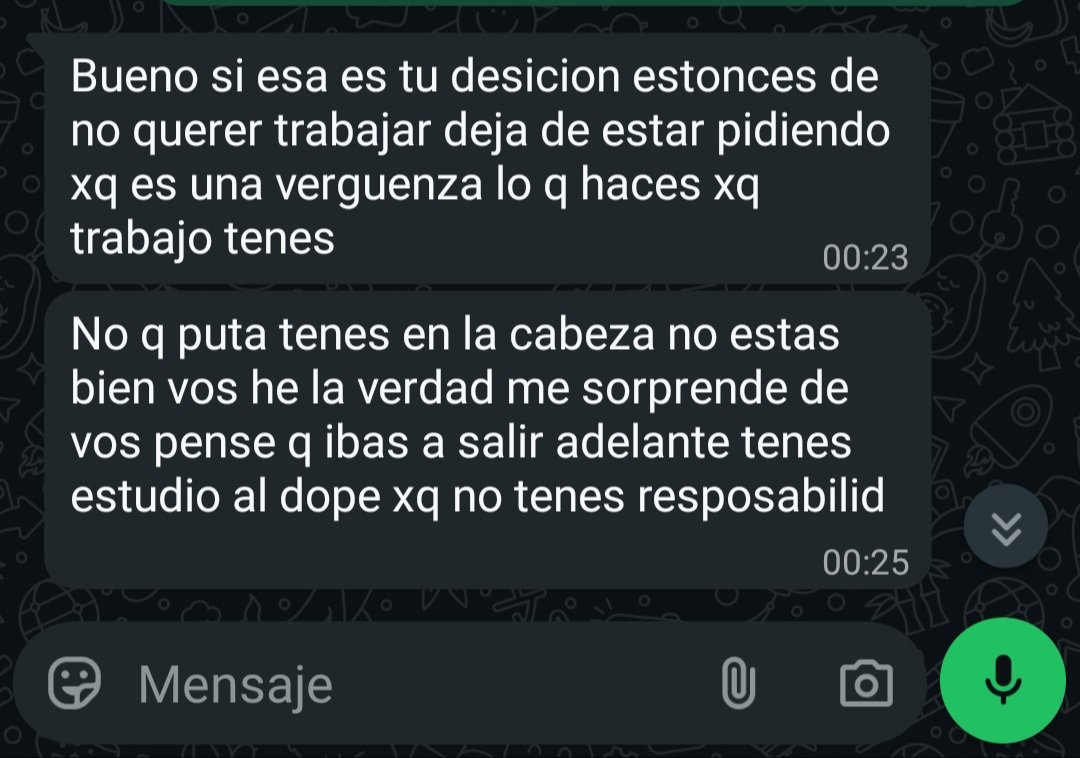 Chulopdf's tweet photo. Soy un sin vergüenza según mi mamá, por pedirle plata a mi hermana y a mi papá, yo creo que es peor, estar robando o en la calle, vendiendo mis cosas para pipear.✌️ https://t.co/URGCmGnuqm