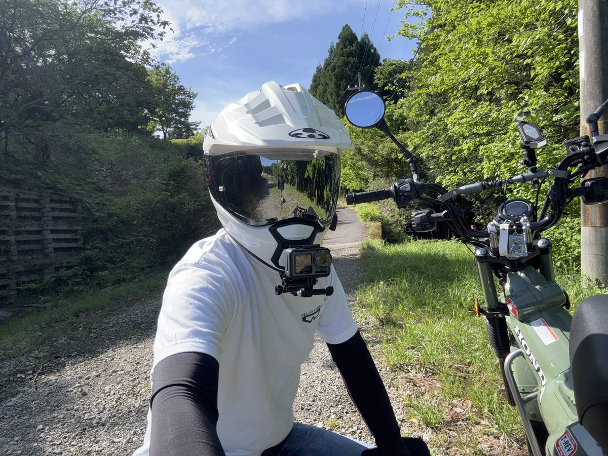 hello_riders's tweet photo. おはようございます☀️
良い天気ですね

というわけで
豊岡までやってまいりました

これから林道入ります^^ https://t.co/0qJLI2PEZR