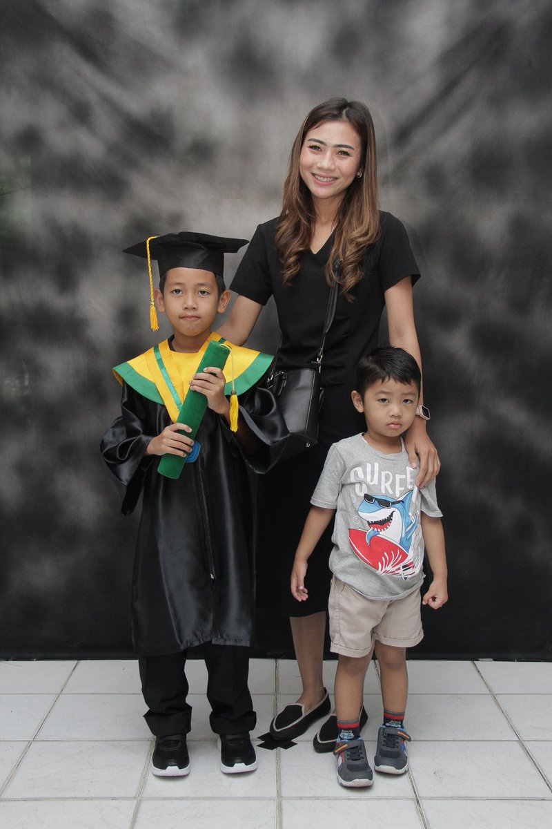Loly Dermawan tweet media