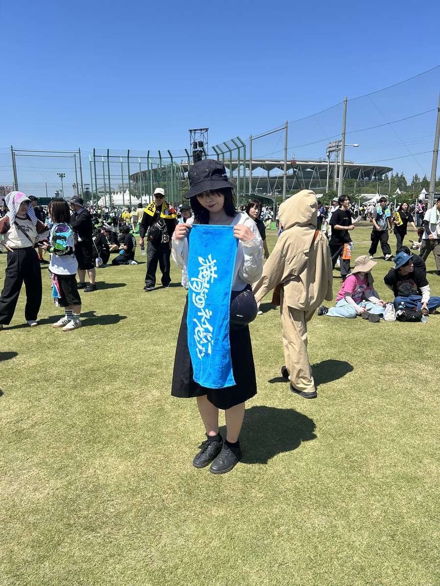 さや tweet media
