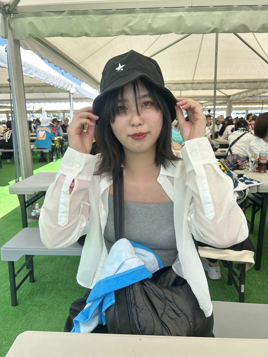 さや tweet media