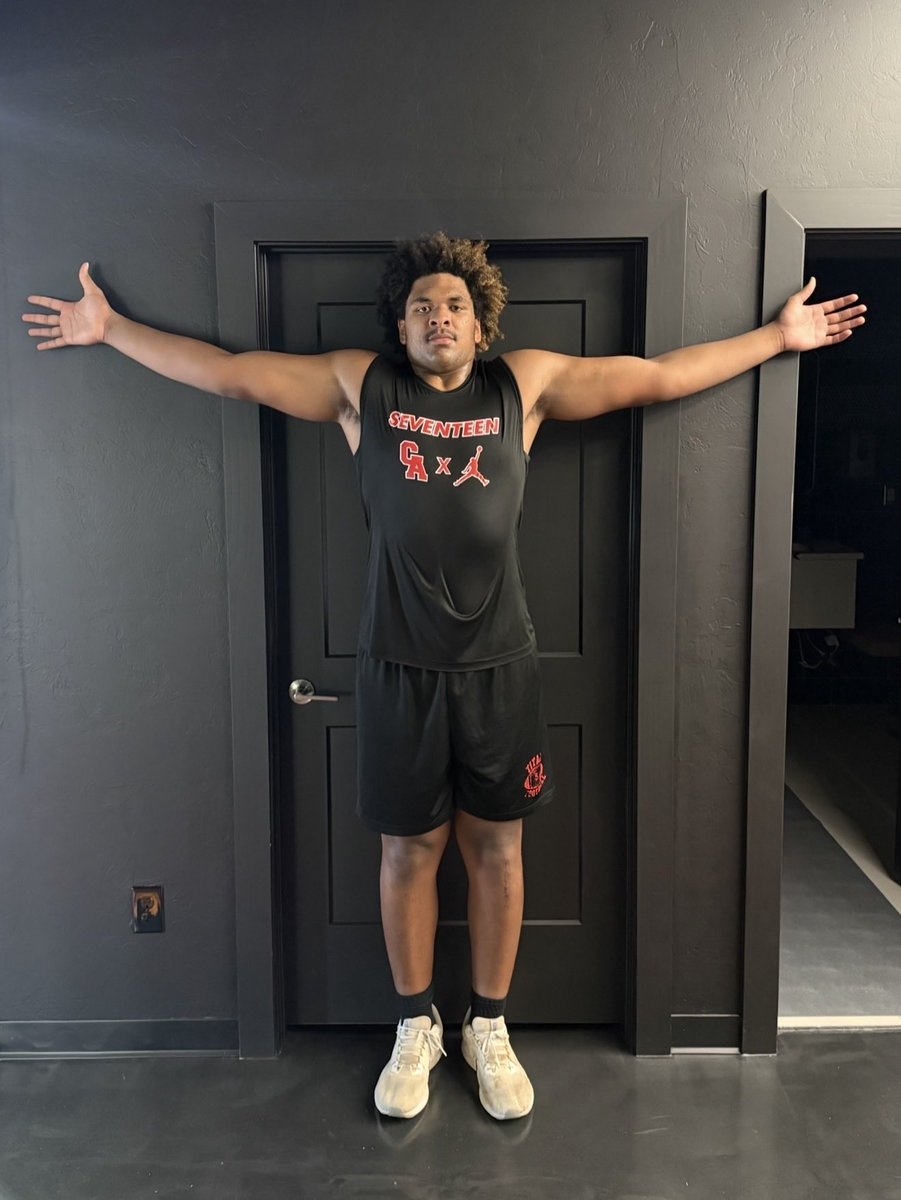 6’7” | 295 lbs | 82.5” Wingspan 📈
2029 OL/DL at Carl Albert HS. Focused on the work and ready to compete this summer! 
<a href="/CAHS_FOOTBALL20/">CARL ALBERT FOOTBALL</a> #tmrollsdeep