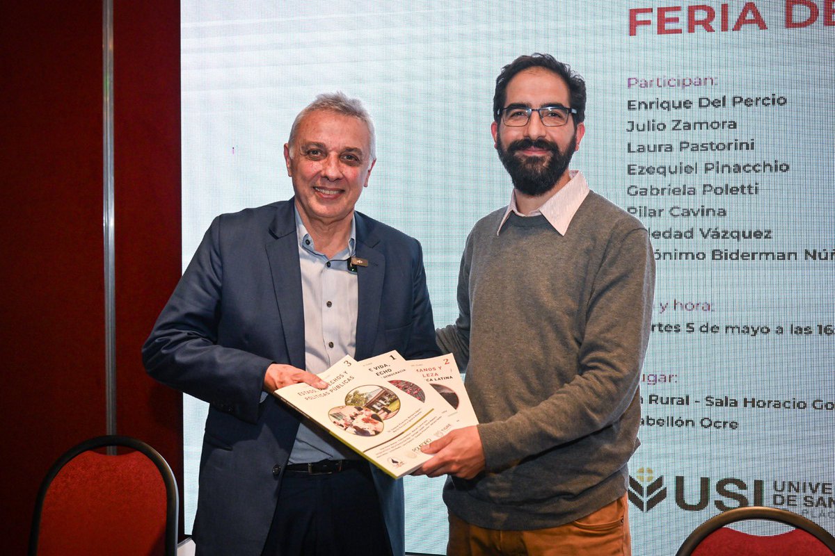ZamoraJulio's tweet photo. En la 50° Feria Internacional del Libro en Buenos Aires, participé de la presentación del Tercer Cuaderno de @CLaDEstado, una colección que busca conectar la teoría con la práctica para poder diseñar políticas públicas que impacten positivamente en la sociedad. ¡Gracias por la invitación!

#TigreEsMiVida
