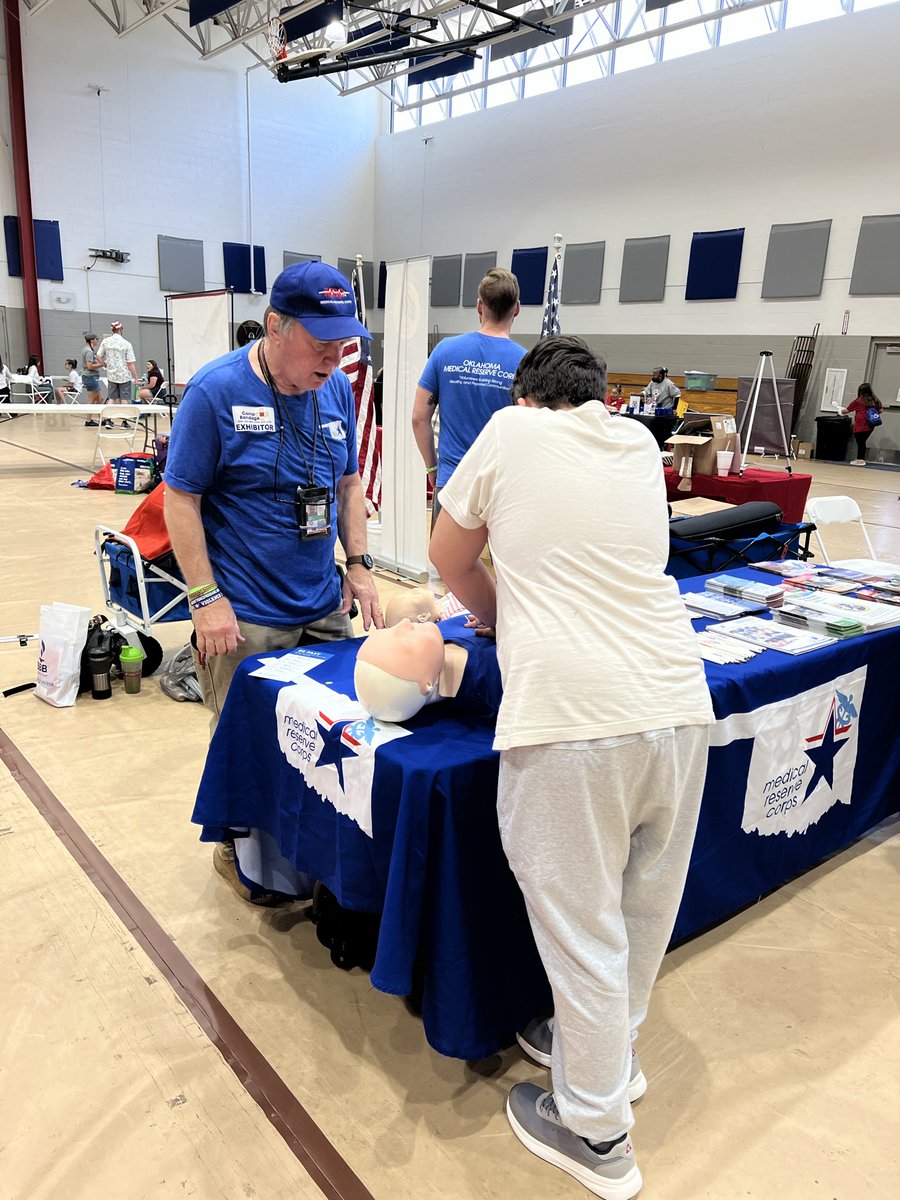 OKMRC's tweet photo. BIG SHOUTOUT to our INCREDIBLE #OKMRC volunteers who spent their weekend at #CampBandage doing what they do best, repping the OKMRC!  They were out there sharing #preparedness tips, recruiting future volunteers &amp; teaching life-saving skills with hands-only #CPR. https://t.co/4SJppHWMD2