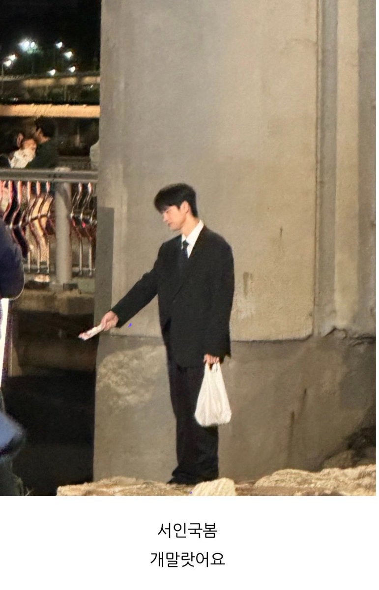 뭐든좋아 tweet media