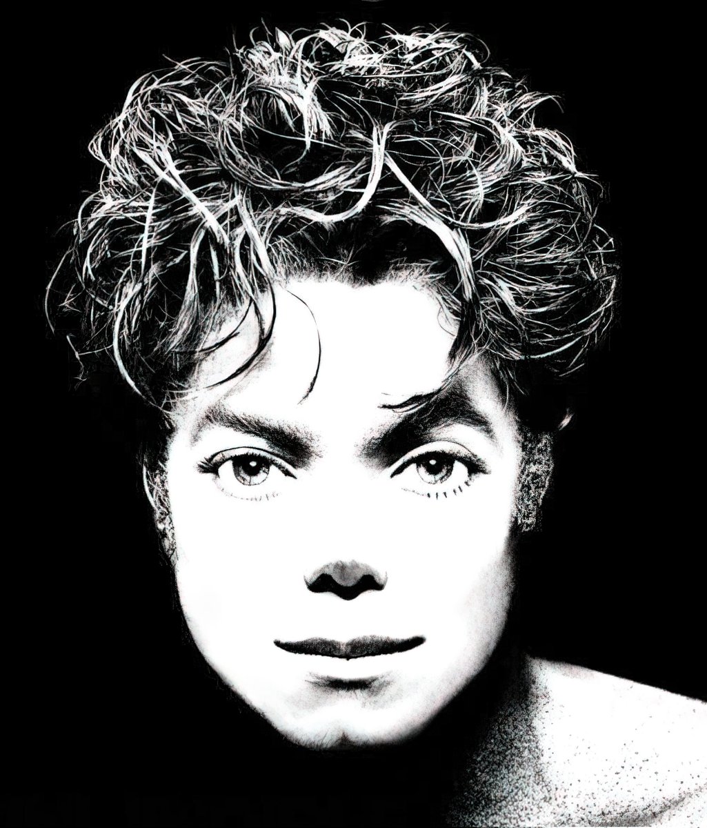 Sebastián Martínez #MichaelMovie #MJINNOCENT 🕊️ tweet media