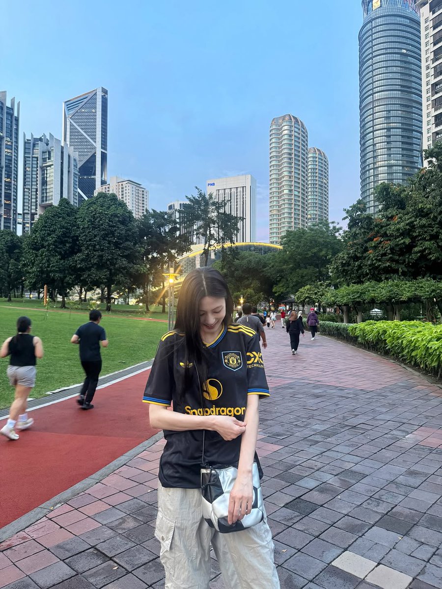 C-BENNY曦벤니❤️ tweet media