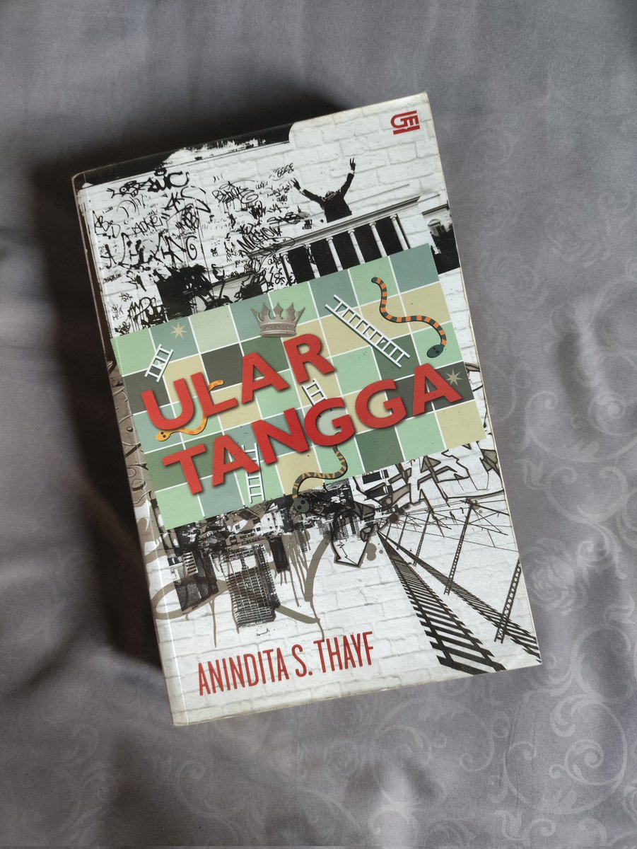 ft_ngrh's tweet image. Cr. Ular Tangga
karya Anindita S. Thayf

📄 736 halaman
🇮🇩 Bahasa Indonesia
📍Adult Fiction
🏢 Gramedia Pustaka Utama

#booktwt