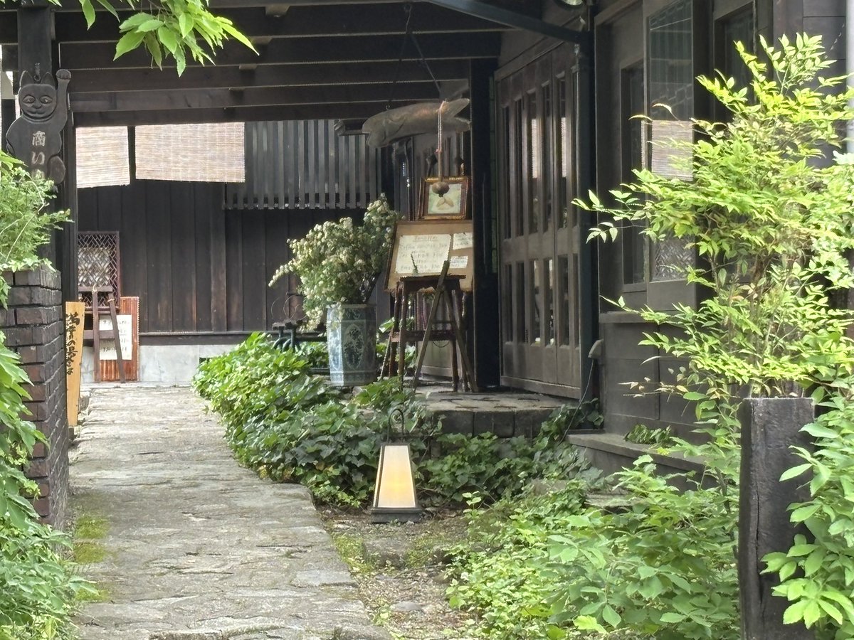 モーニング
すでに1時間待ちくらい？