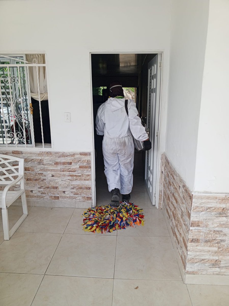 ...acciones de fumigación espacial en los municipios de Zapayán, El Retén y Nueva Granada, fortaleciendo el control del mosquito transmisor y la protección de las comunidades.
