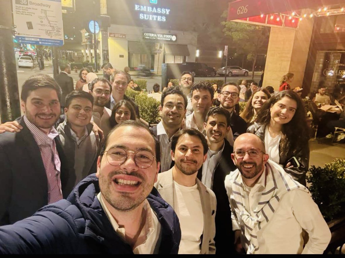 JoseV_MD's tweet photo. Happy to attend #DDW2026 and present our lab’s work on precision obesity and bariatrics 🧬🩺, selected for a Fellow Abstract Award.

Grateful for the support of my team and mentor @dr_aac, and for connecting with friends and colleagues in GI in the beautiful Chicago 🌆 https://t.co/EJki3y1qwN