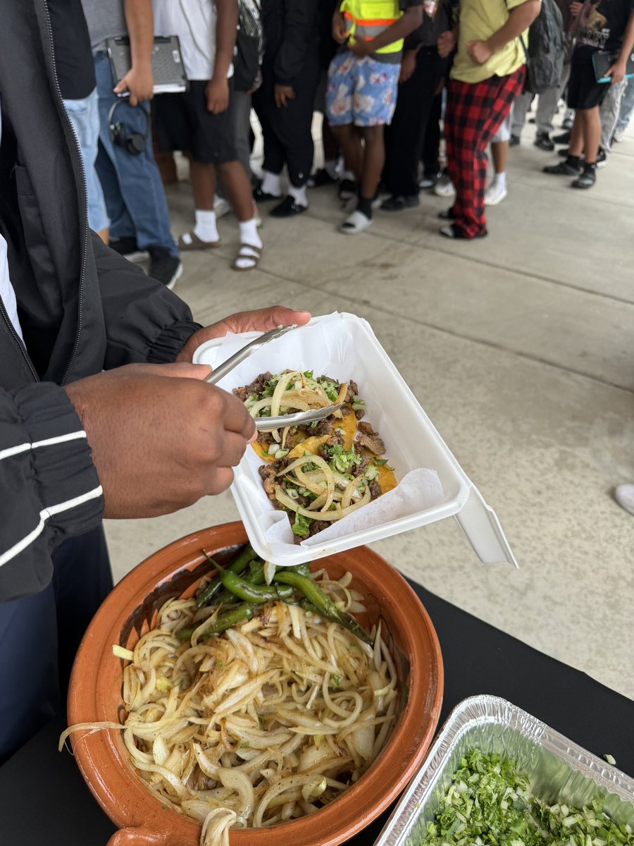 coachshanle's tweet photo. Celebrating People &amp; Performance on cinco de Mayo after a GREAT football practice @RamNationCRHS #DoTheWork #RamPride #SpringBall26 @Dean_CFISD @TruittAthletics @CampbellGators https://t.co/V5cn30dPQg
