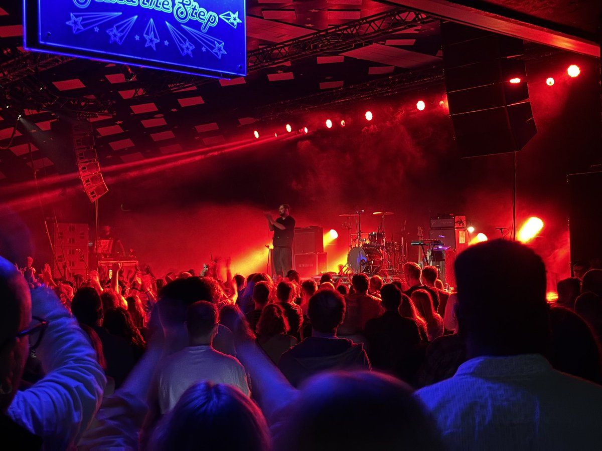 DARRENJ0NES's tweet photo. Is there a better pairing than @Thetwilightsad and @TheBarrowlands ? https://t.co/fwdWCf5NGB