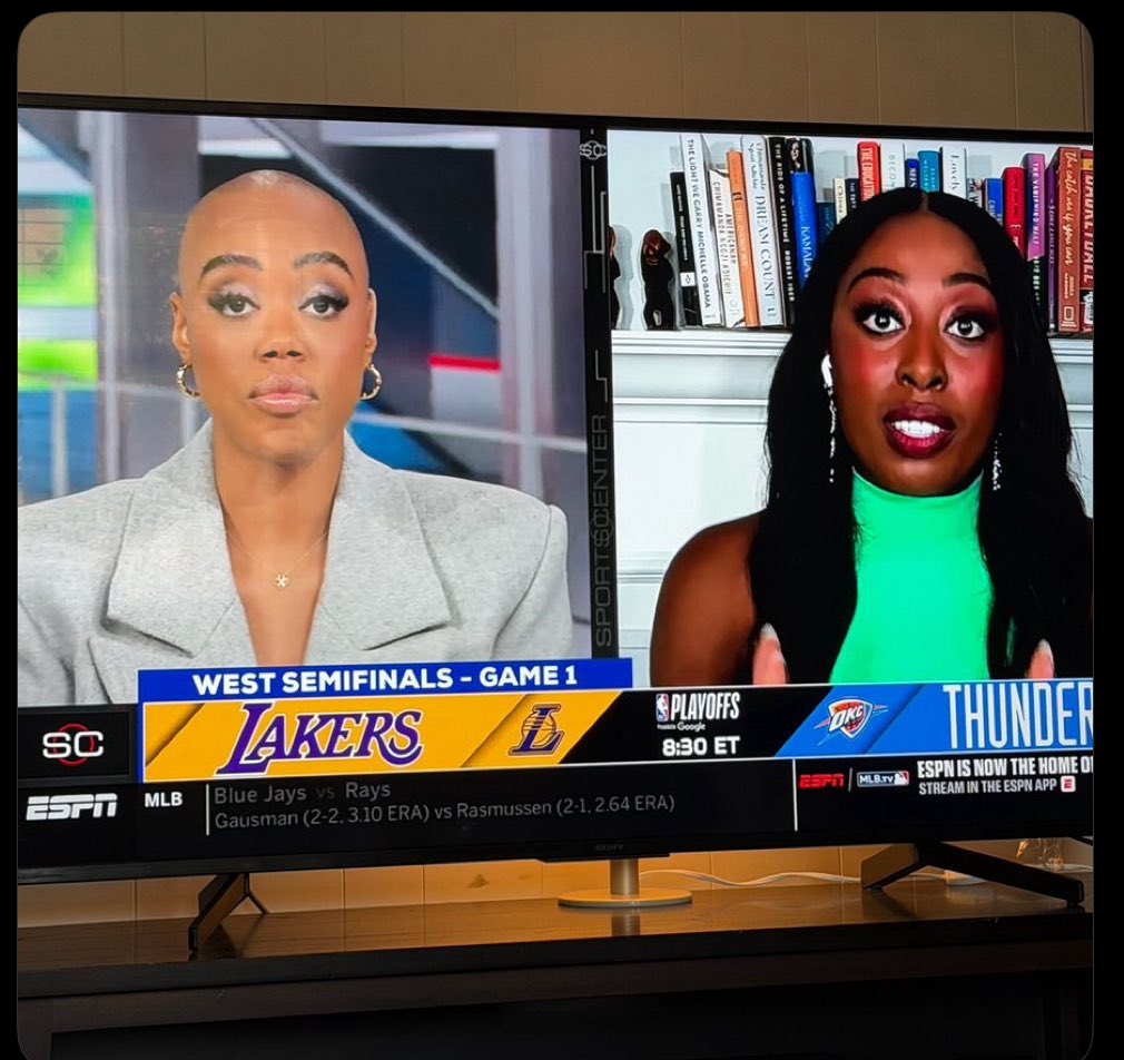 quaywalkerluv's tweet photo. “Why you stop watching espn” https://t.co/rHBM3w3Dme