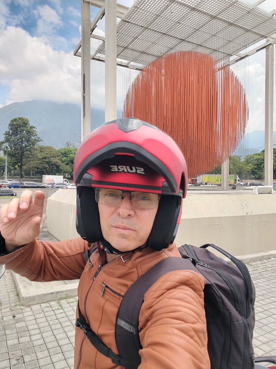 BENQUINTERO10's tweet photo. Motorizado https://t.co/Tw9nUPV3sh
