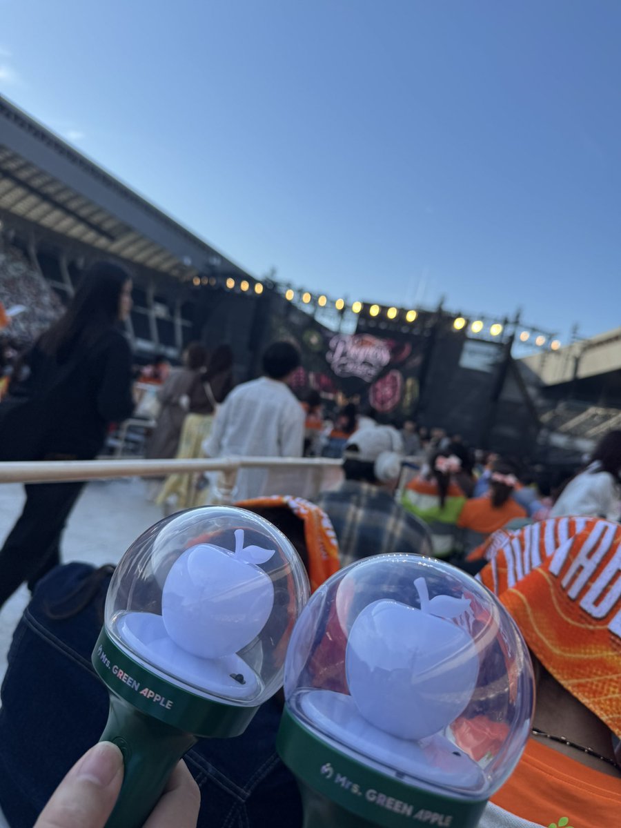 mrs_ppap's tweet photo. ⚠️ネタバレ⚠️注意⚠️

昨日帰宅したの23時ぐらいで疲れきって爆睡してさっき起きたんだけどこれから仕事なのでとりあえずこれだけ載せます💓

昨日いろいろありすぎたけど本当LIVE最高だった😭😭😭

 #ゼンジン未到とイミュータブル https://t.co/VJ5stzqeYf
