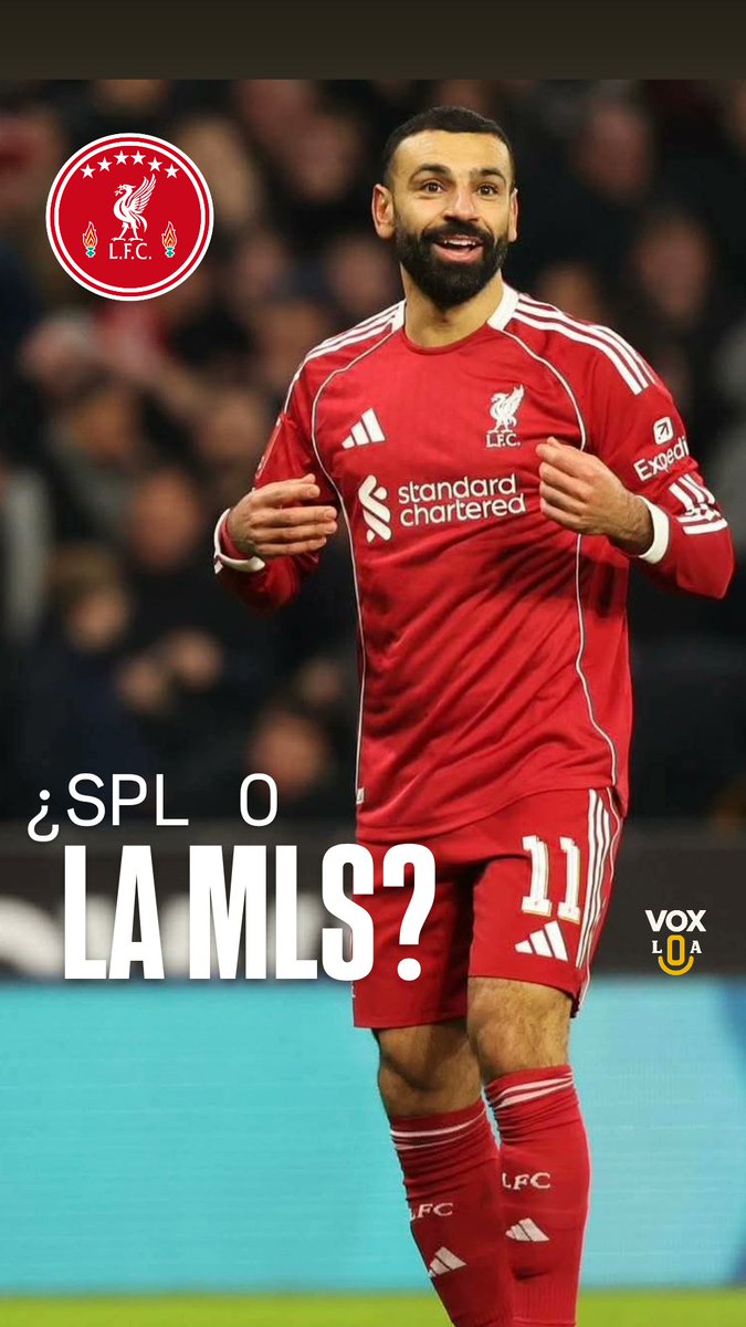 reneromanosport's tweet image. La estela de Mohamed #Salah se mueve como esas figuras que saben cuándo cerrar un ciclo, dejando al #Liverpool y a la #PremierLeague con la nostalgia de quien ve partir a un viejo cómplice. Su nombre flota entre rumores que van de la #MLS a la tentación dorada de la