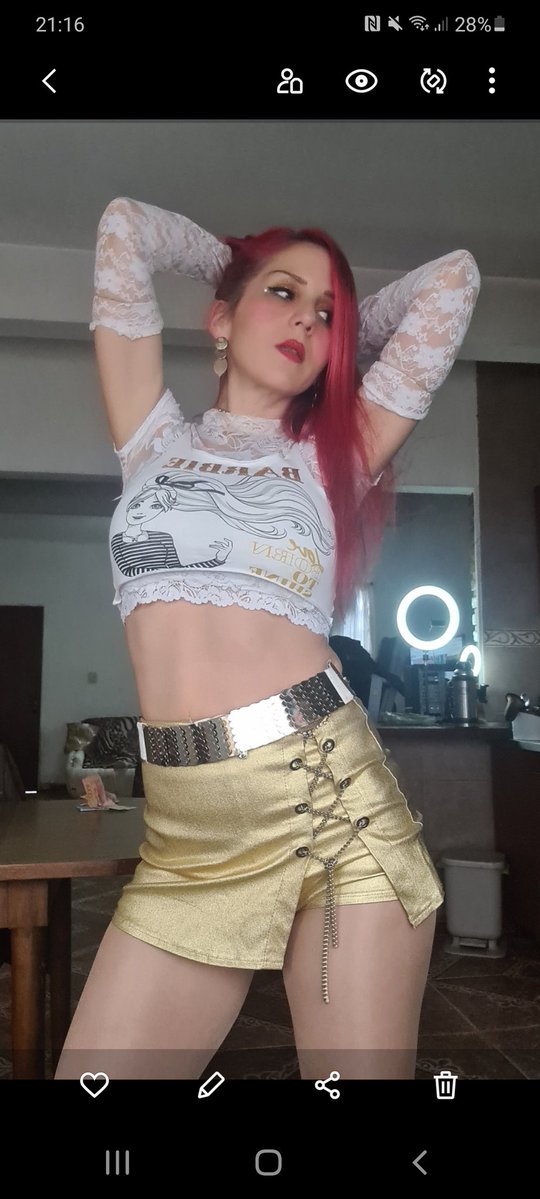 lorenaoffer's tweet photo. Modo Noche .. ✨ y vos ?
#lorenaoffer #mueveeltoto #lore #colorada #parati https://t.co/dfQfqubrEn