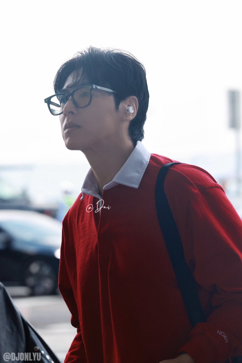 DJonlyUknow's tweet photo. 260506 CKG 🛫

preview 

#유노윤호 #정윤호 #YUNHO #CHUNGYUNHO #UKNOW #ユノ #ユンホ https://t.co/T7WK75lI8r