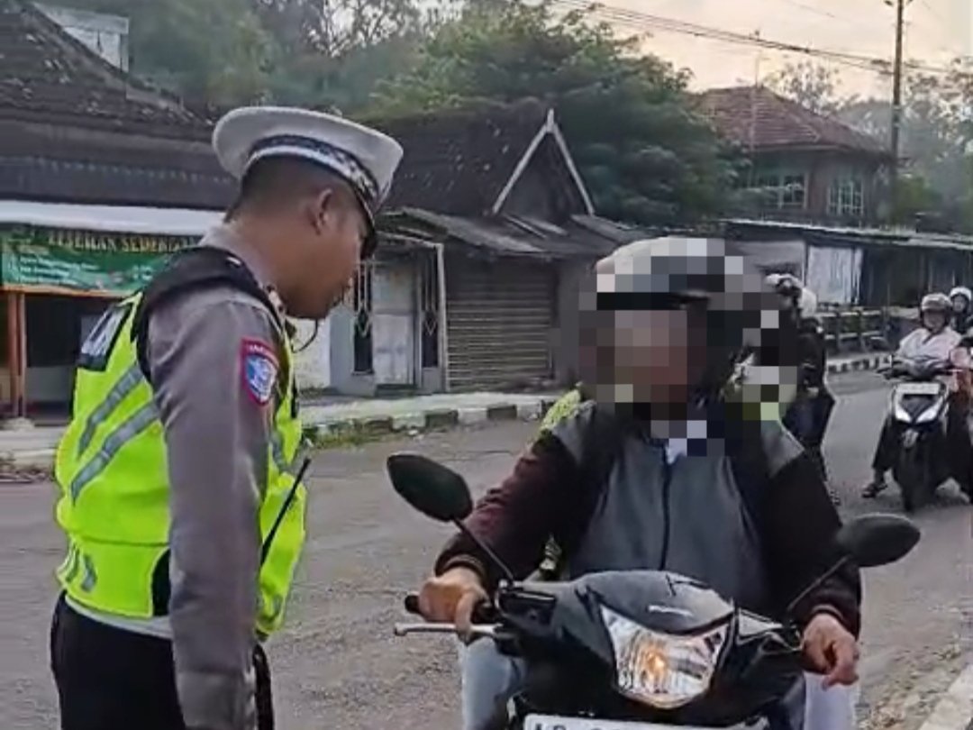 Humas Polsek Karangmojo tweet media