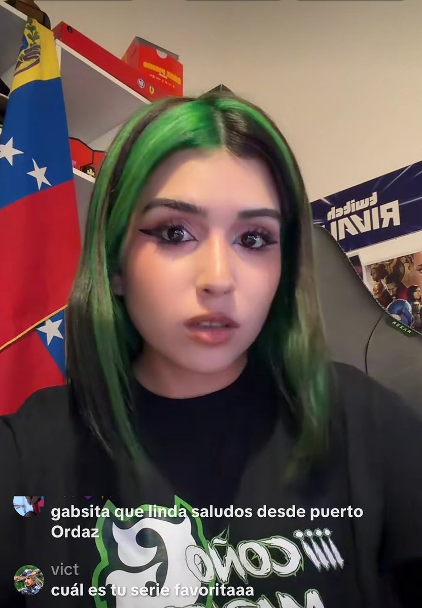 Ame el live, el pelo se le ve espectacular tqm gab 💚