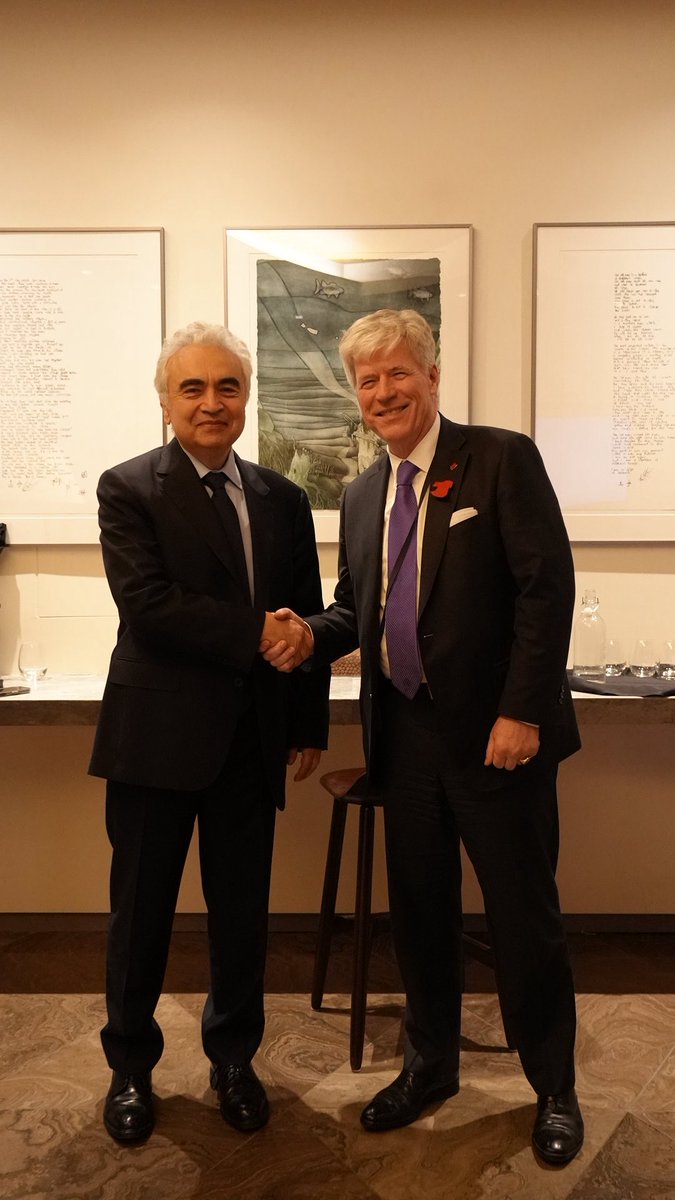 fbirol's tweet photo. Pleasure to meet with Canada’s Energy Minister Tim Hodgson (@timhodgsonmt) in Ottawa
We had a wide-ranging discussion on implications of war in Middle East, 🇨🇦’s contribution to reliable energy supplies, and how we can build more  diverse critical mineral supply chains https://t.co/Wsvs0I5fSB