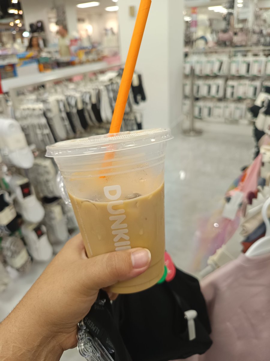 ItzukIBrunestud's tweet photo. Un cafechito https://t.co/vo3WBvMJFf