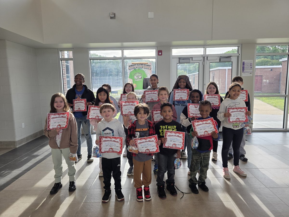 AsburyFoxDen's tweet photo. Let's give a big round of applause to our Citizen of the Month Winners! Each of these students were chosen for showing amazing Responsibility! #WeAreHCS #FoxPride #Responsibility https://t.co/ZlkN1WJsYO