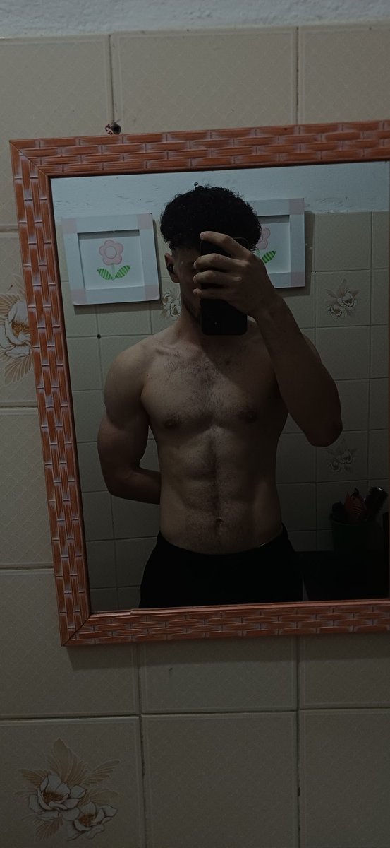 RianSantts's tweet photo. 💪🏻😮‍💨 https://t.co/kvmydwltjU