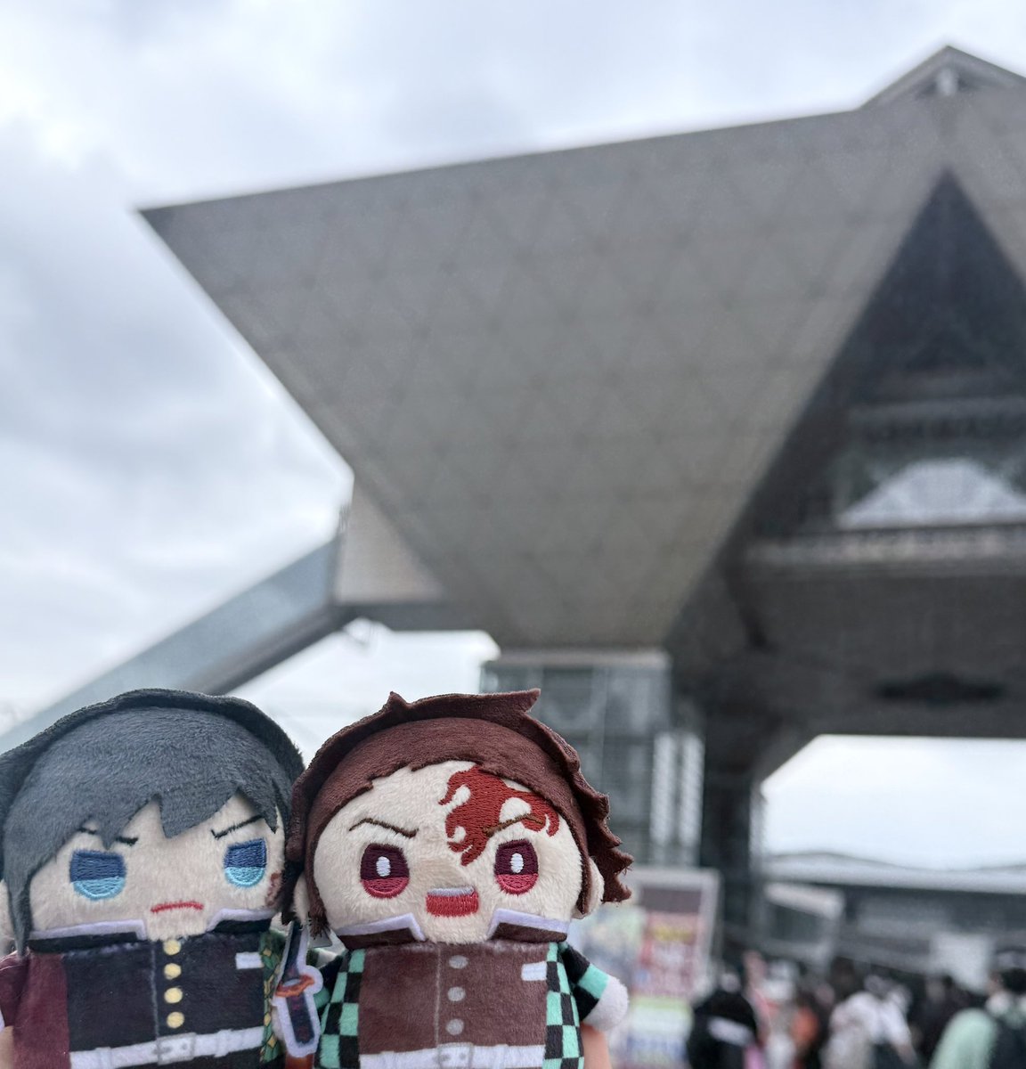流虹 tweet media
