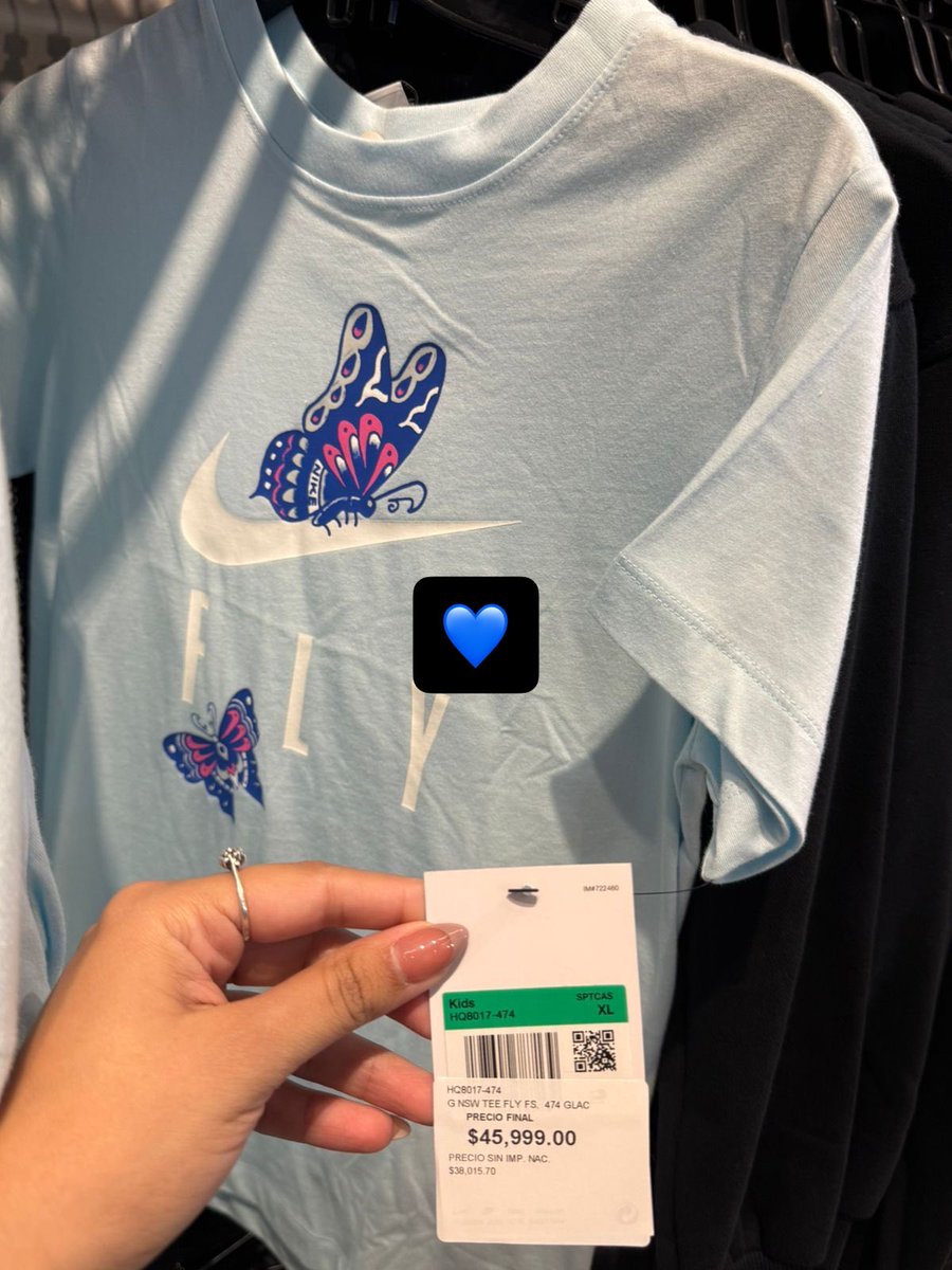 vmenditto's tweet photo. 👟 2x1 Nike de LaPlata 

Me paso este dato una colega de Instagram @gangatips vayan a seguirla .

Esto es algo d elo qie hay en La Plata que pudo fotografiar y quizá uds tengan mejores ofertas en vista 

Válido solo presencial en La Plata y Floresta perooooo mañana les tengo un datazo para los que viven lejos de estos dos outlets 💪