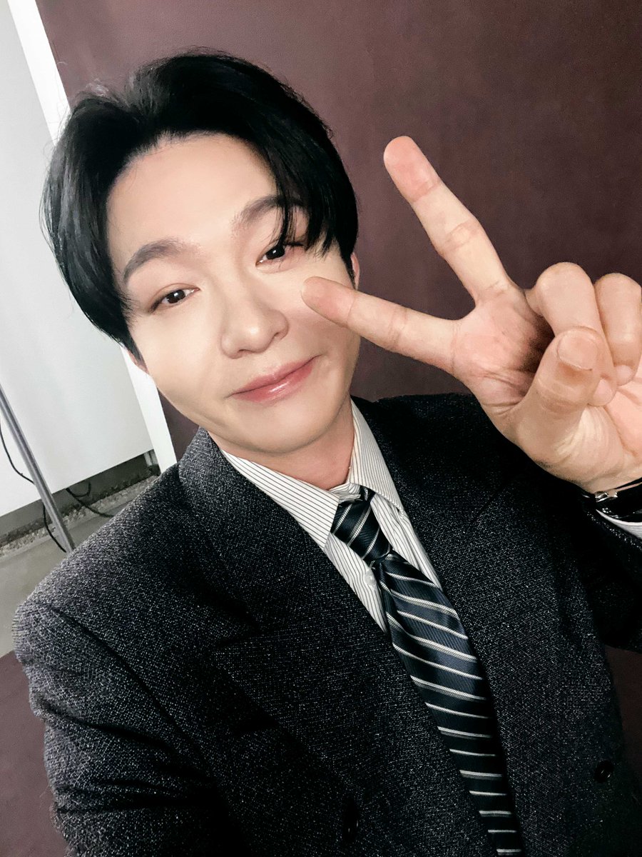 LEECHANGSUB OFFICIAL tweet media