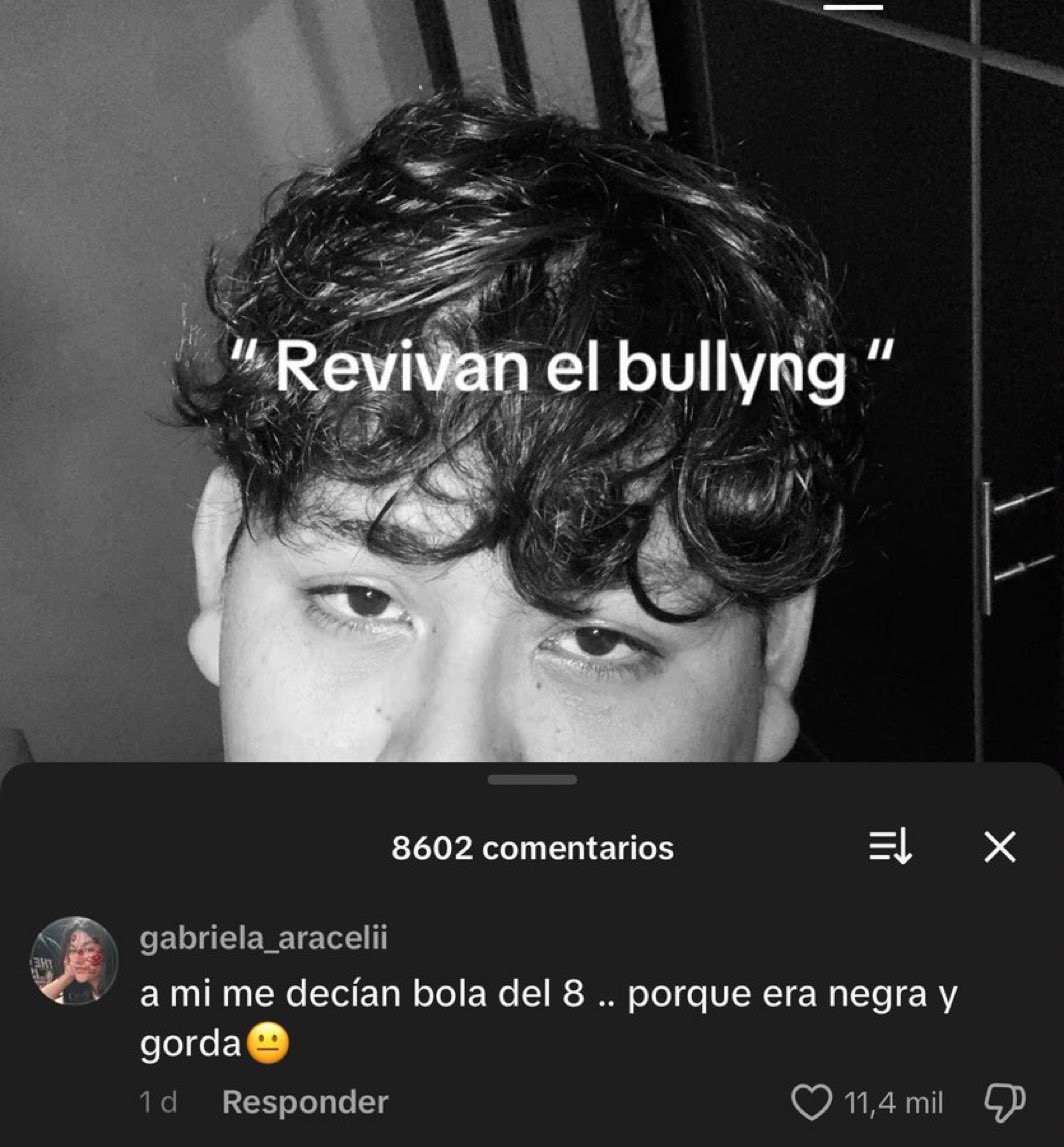 Mujeres Out Of Context tweet media