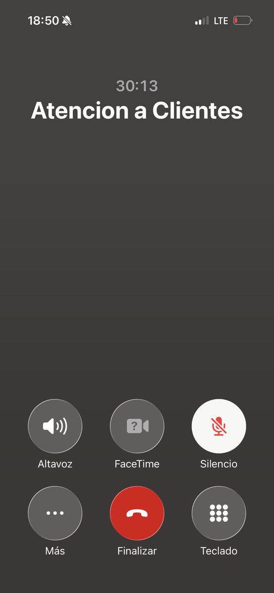 CSXEJ's tweet photo. @ATTMx @ATT me podrían ayudar tengo problemas con mi línea y su servicio al cliente telefónico fue muy hostil https://t.co/QNwivHQat1