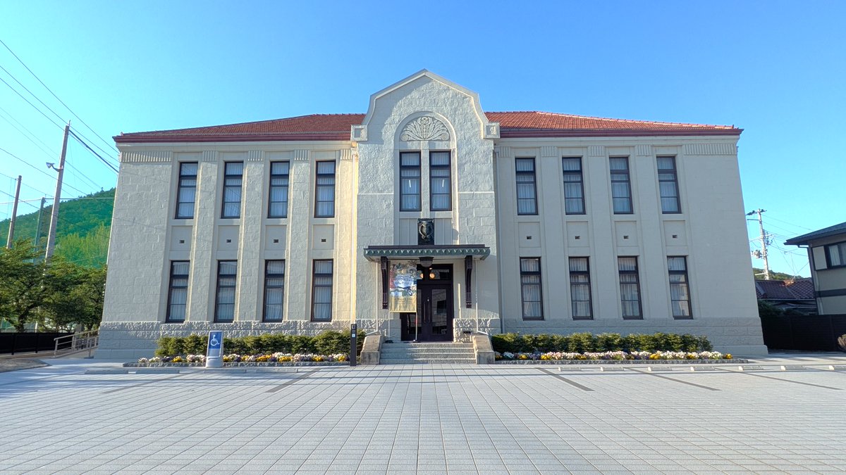 福島市写真美術館（愛称：花の写真館） tweet media