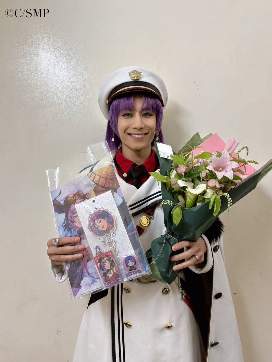 🧙‍♂️出演数100公演を迎えました🪄

いつも舞台『魔法使いの約束』を応援ありがとうございます✨

昨日13:00公演で
スノウ役 #陣慶昭 さん、ムル役 #橋本真一 さんがシリーズ出演数100公演を迎えました🪄

おめでとうございます💐

#まほステ