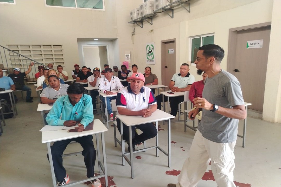 avnve's tweet image. #Social || Prestadores de Servicio Turístico de Morrocoy participan en plan de formación de Mintur

➡️avn.info.ve/prestadores-de…