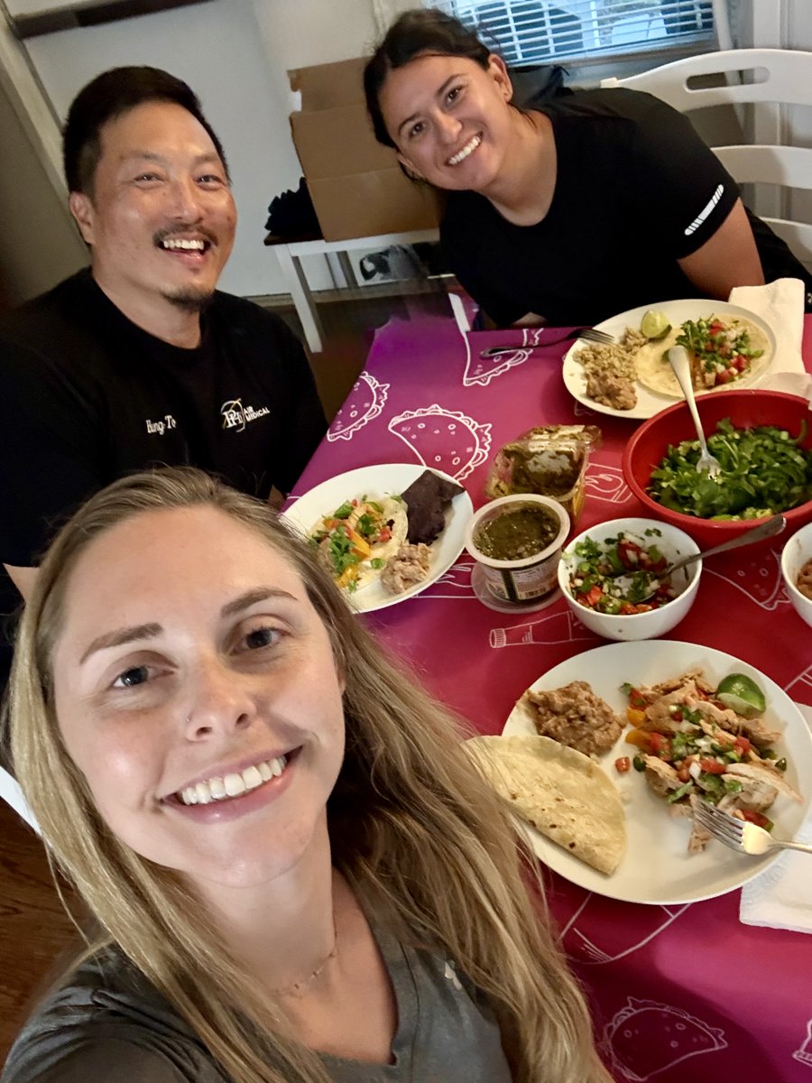 phi_richmond's tweet photo. It’s tacos and takeoffs for today’s crew…Happy Cinco de Mayo! 🌮 🚁 

#cincodemayo #tacostuesday #PHIhealth #flightparamedic #flightnurse #PHImedical #HereForYou #phicares #lifeflight #AirMedical #EMS https://t.co/rCQ585dATO