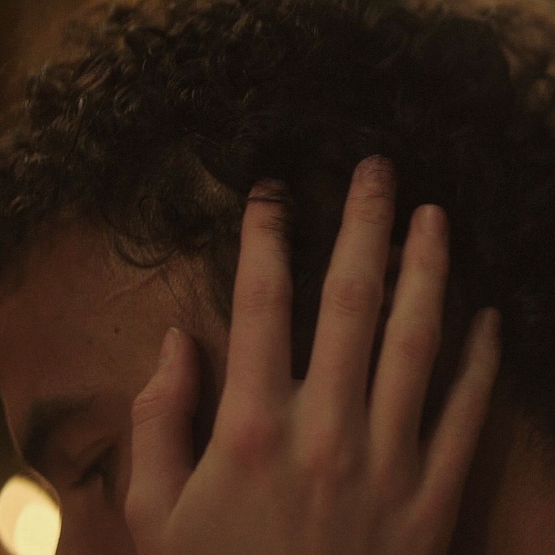 hyarethia's tweet photo. “It was the sort of kiss that seduced with subtlety, sent tingles through her body and left her desperate for more.” - it’s in his kiss x https://t.co/5znBHLcOGU
