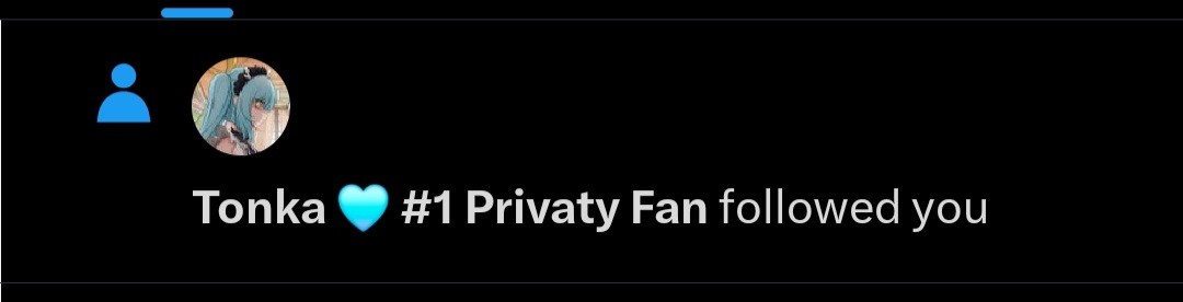 Phantom tweet media