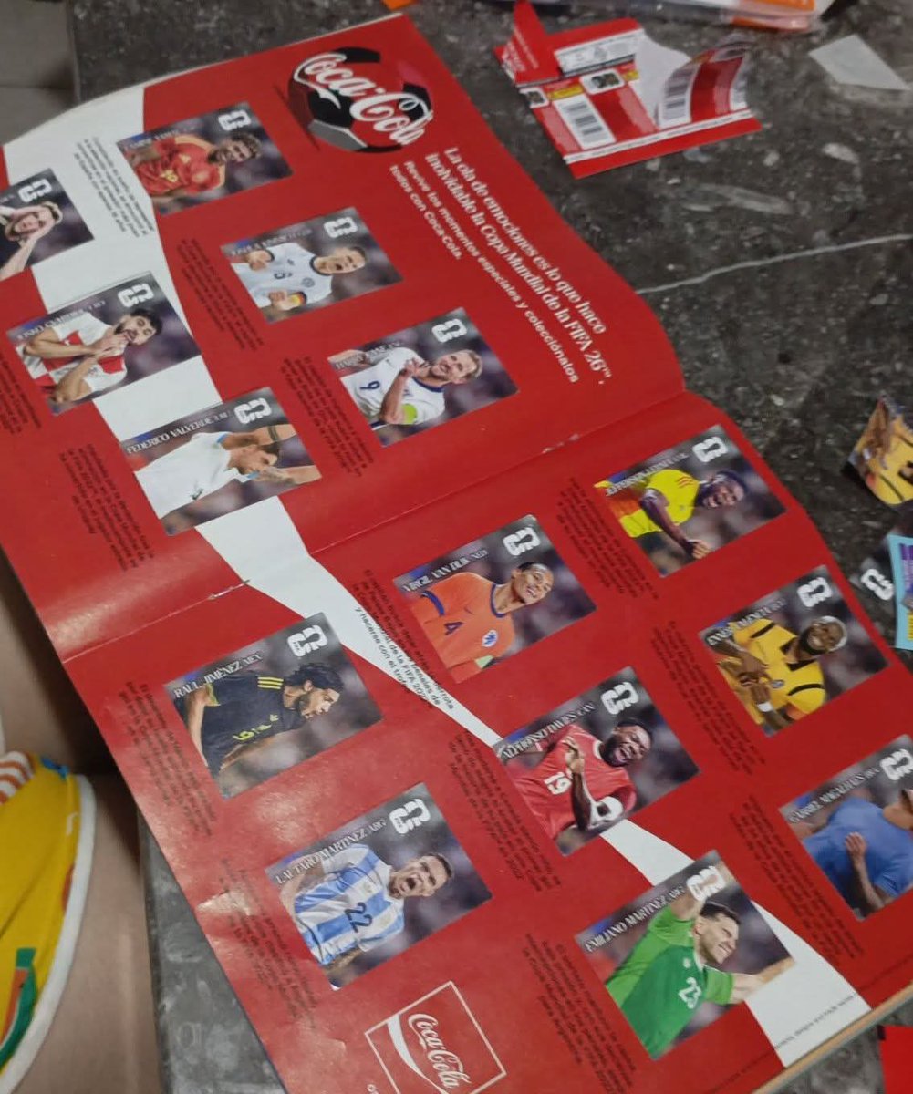 VenteDigo1's tweet photo. Así se ve el album del hijo de un conductor de Coca Cola https://t.co/XLZjaSGFub