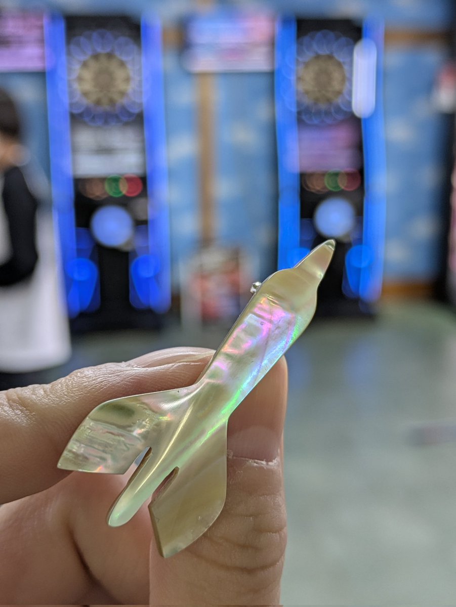 10時OPEN 夜光貝を加工した作品の展示を開始しました！ ランプシェード