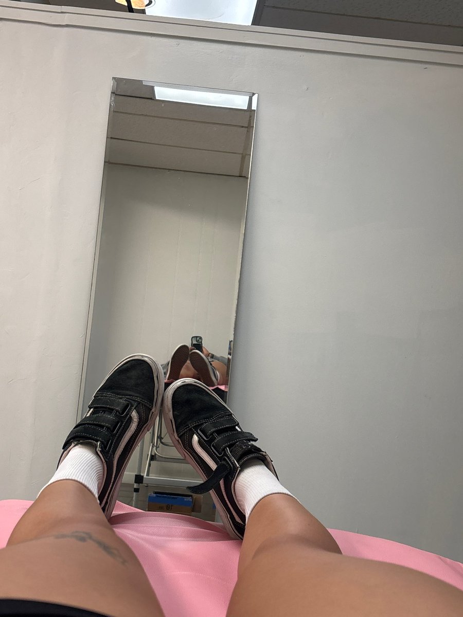 krys tweet media