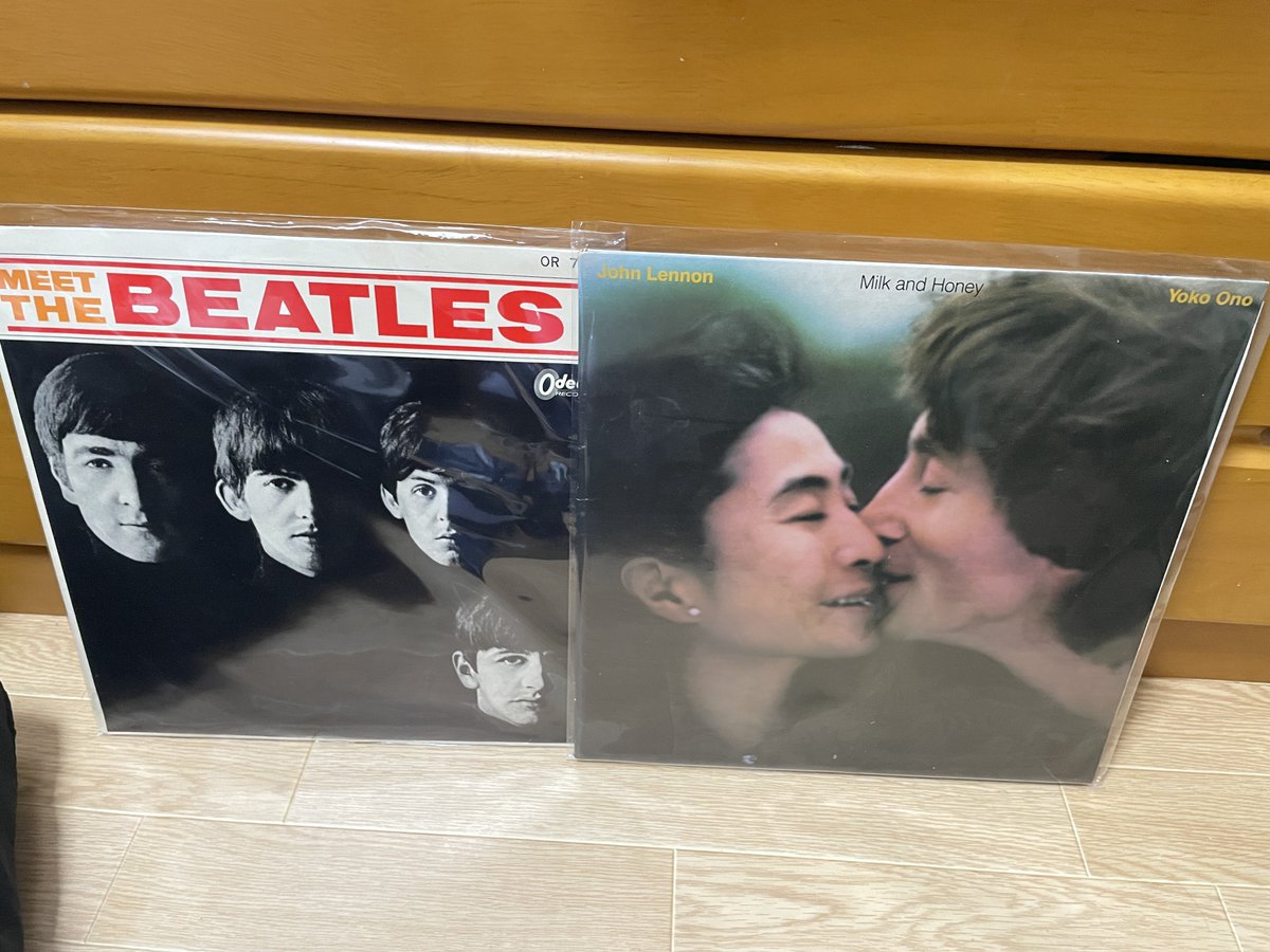 念願のWith The Beatlesシリーズのオリジナルをコンプリできた
ミルクアンドハニーも購入しました