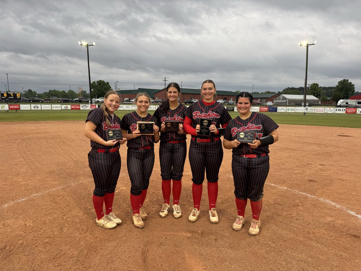 CardzSoftball's tweet photo. 2026 District Champions! @BrightonCards @johnvarlas @wendellsjr_ https://t.co/my0jpcJqg9